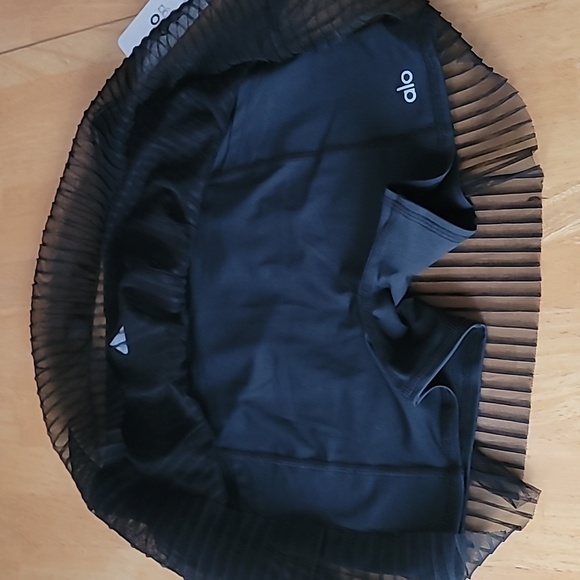 ALO Yoga Mesh Flirty Tennis Skirt Size M - Picture 5 of 10